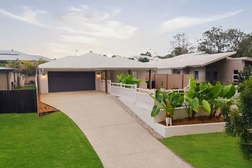 Redland Bay 4Kwarto The Ultimate Family Entertainer with Resort-Style Outdoor Living