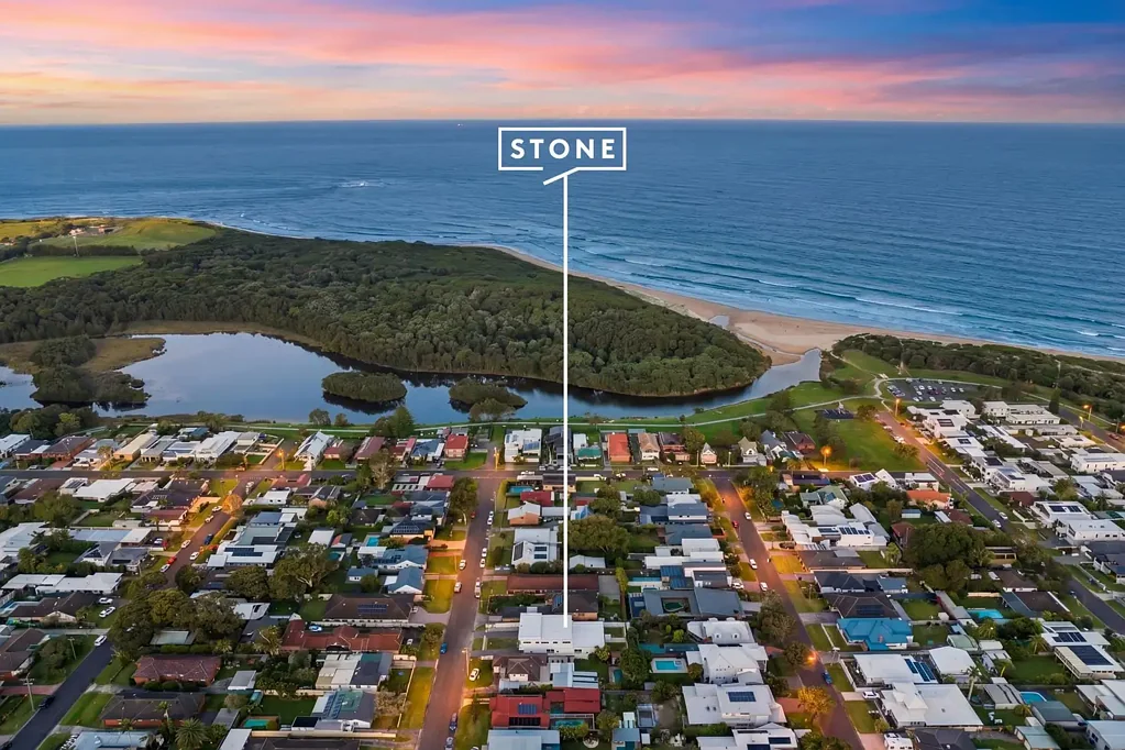 East Corrimal 4房 海滨环境中无与伦比的优雅 Unparalleled elegance in a beachside setting
