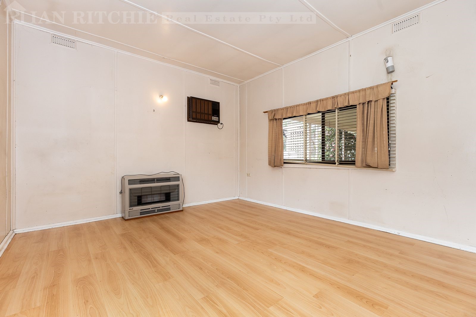 310 KAITLERS RD, SPRINGDALE HEIGHTS NSW 2641, 0 Kuwarto, 0 Banyo, House