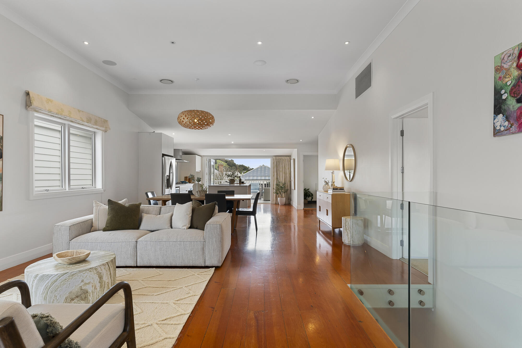 8 Kiwi Road, Devonport, photo 3
