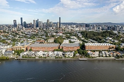 235/64 Macquarie Street, Teneriffe