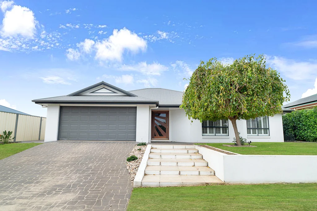 Spacious Family Living with Room for Everyone