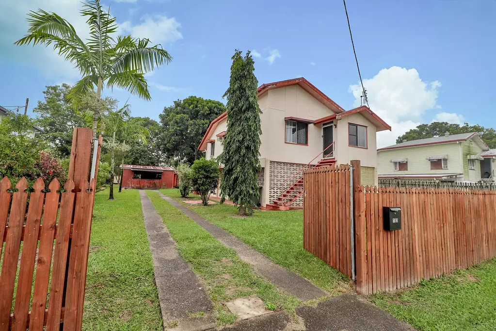 Ingham 3બેડરૂમ Charming Queenslander Style Home on 1,012sqm!
