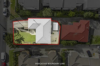 1/5 Woodall Place, Totara Vale, North Shore City