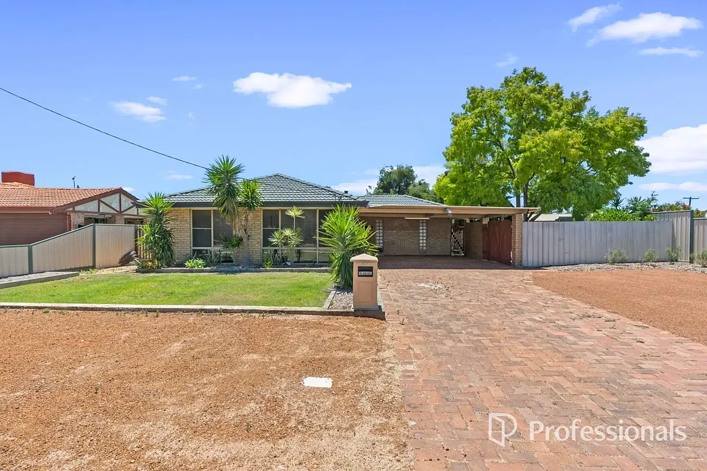 69 Palmer Crescent, High Wycombe, WA 6057