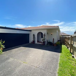 21 Scarboro Terrace, Murrays Bay