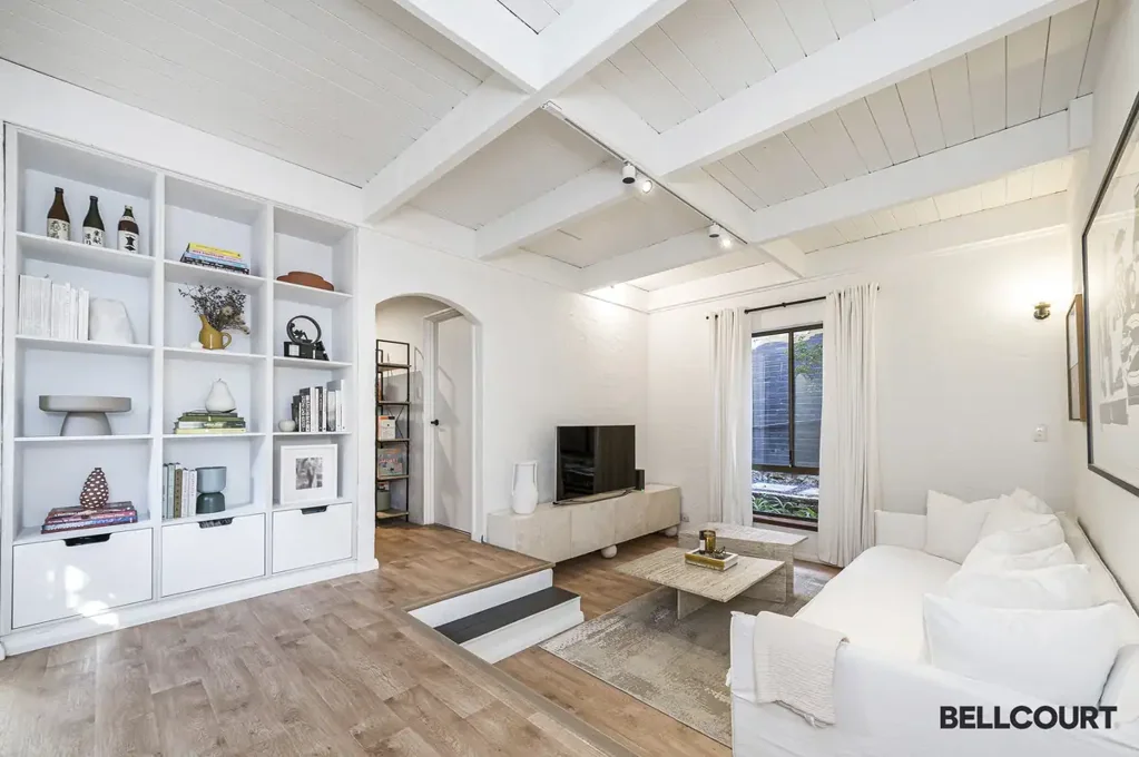 Beautiful 4-Bedroom Architectural Home in Shenton Park