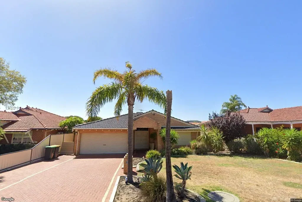 Spacious Family Living with a Pool on Meadowbrook Boulevard