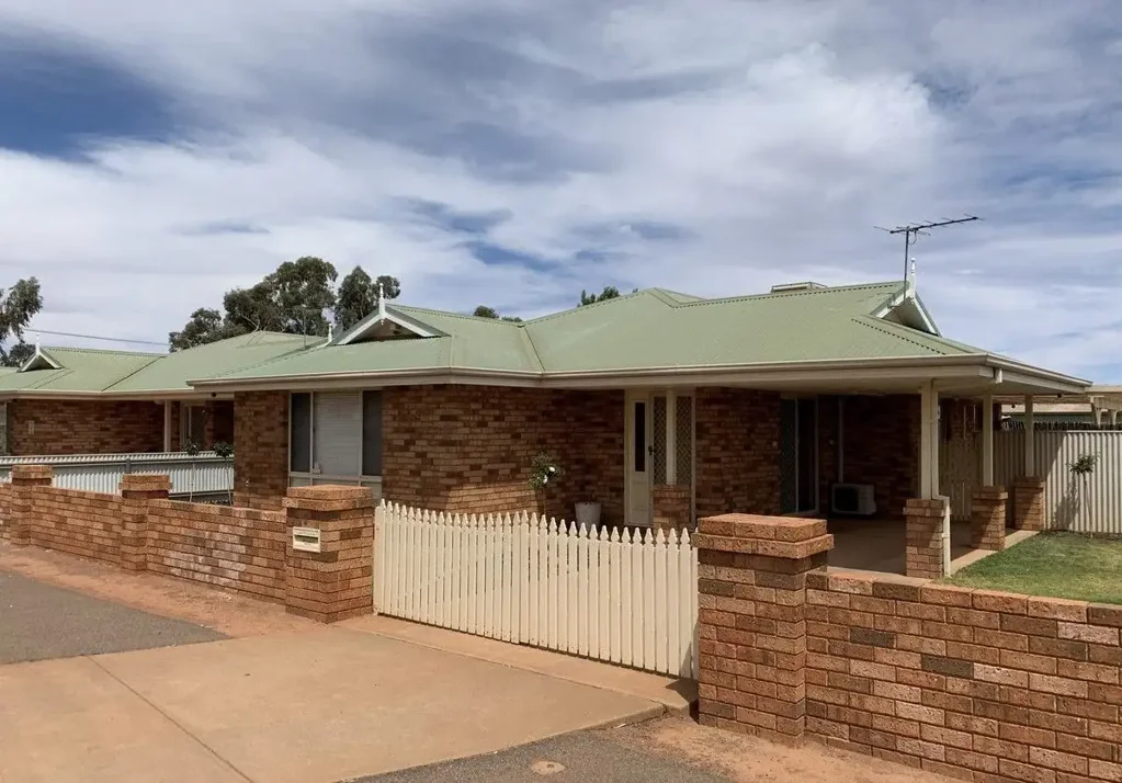 South Kalgoorlie 3ਬੈੱਡਰੂਮ Modern, Low-Maintenance Living