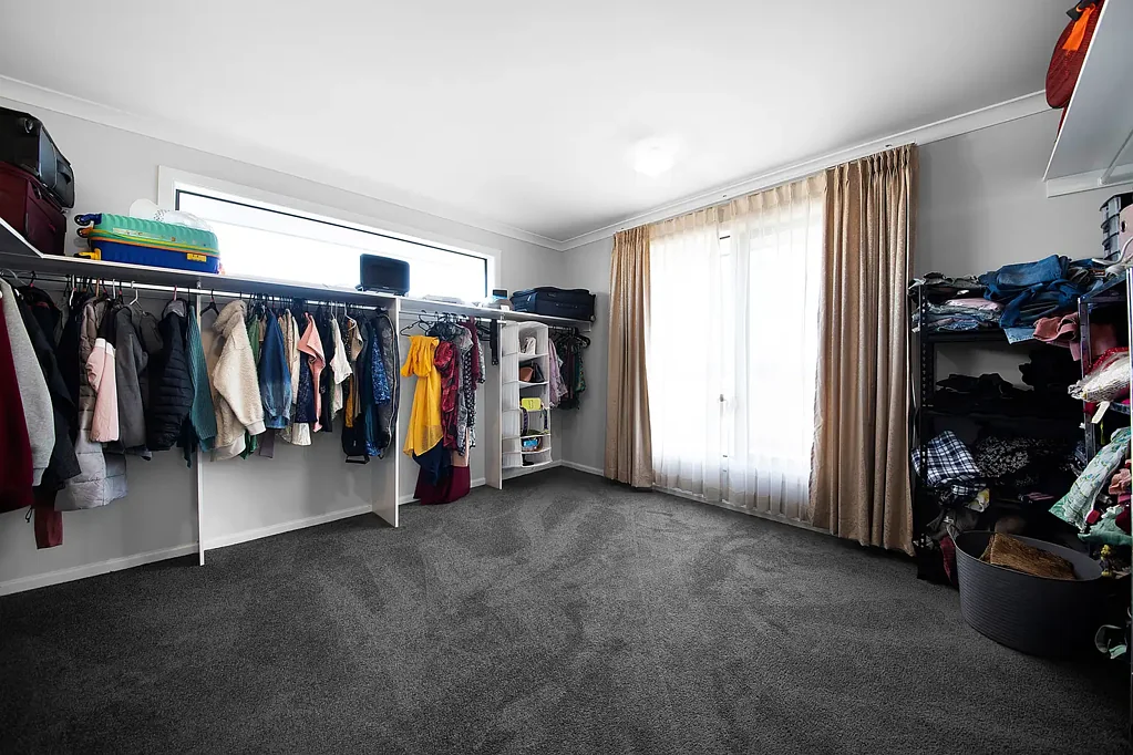 17 Lindberg Street, Manor Lakes, VIC 3024