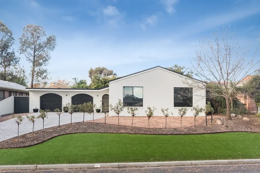 Strathdale 4房  Family Living Meets Everyday Luxury in Prime Strathdale