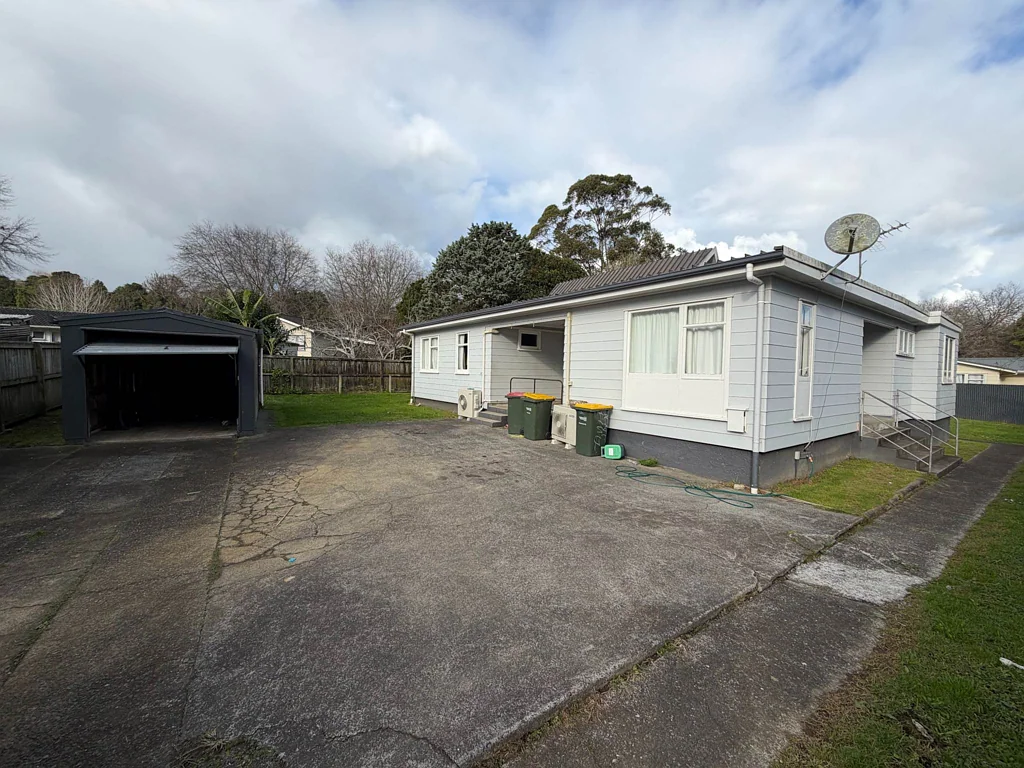 7 Bedrooms House On Citril Place!!!