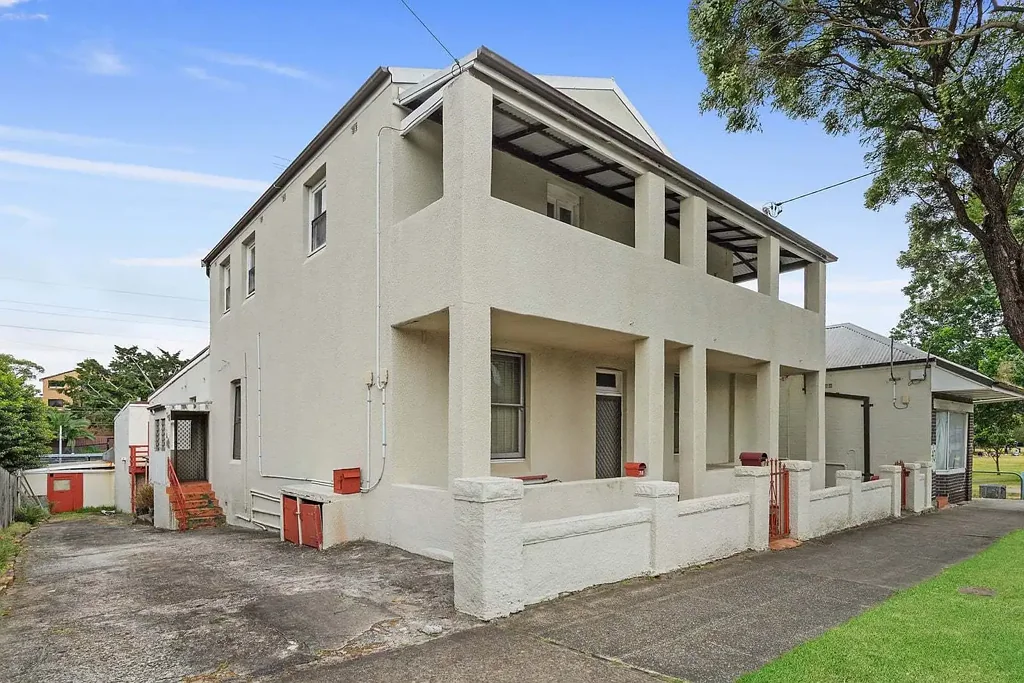Updated Two Bedroom Residence In The Heart Of Marrickville
