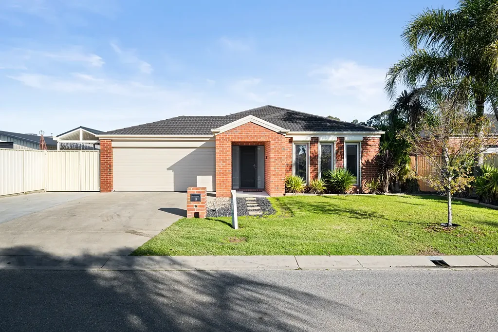 Wangaratta 4chambre Spacious Family Living in a Quiet Court Location
