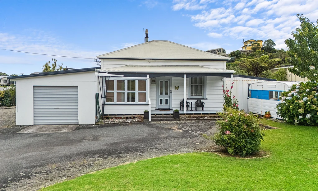 Mokau 3房  Relaxed Mokau village living