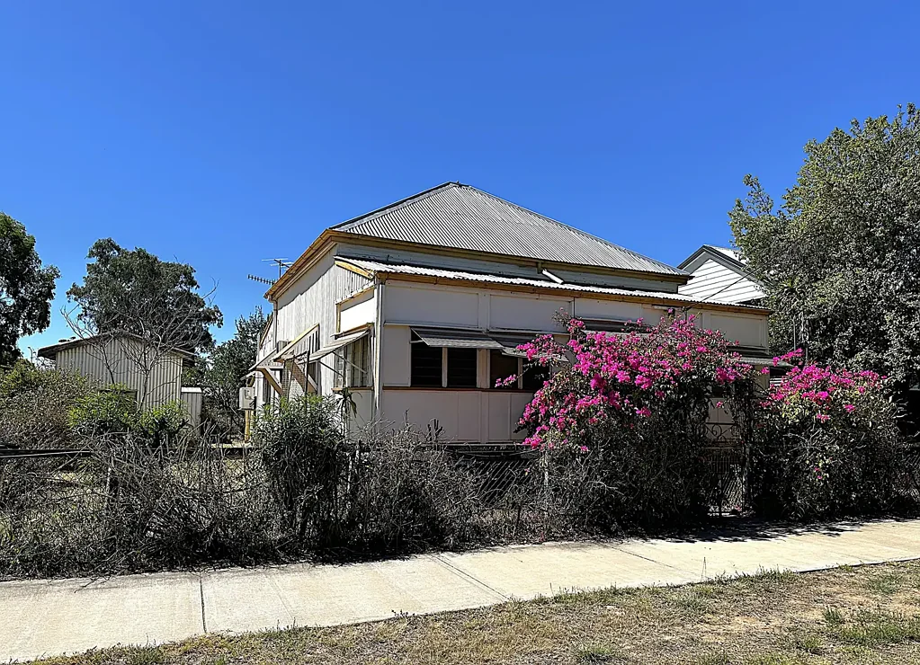 42 Ash Street, Barcaldine, QLD 4725