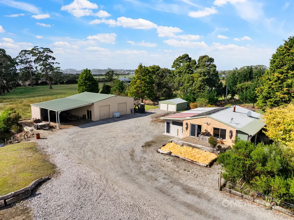 Smithton 2房  More Than Just A Home - It’s A Lifestyle!