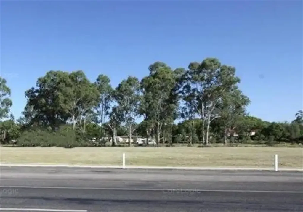 Nanango SOUTH BURNETT BEAUTY!    HUGE FRONTAGE!