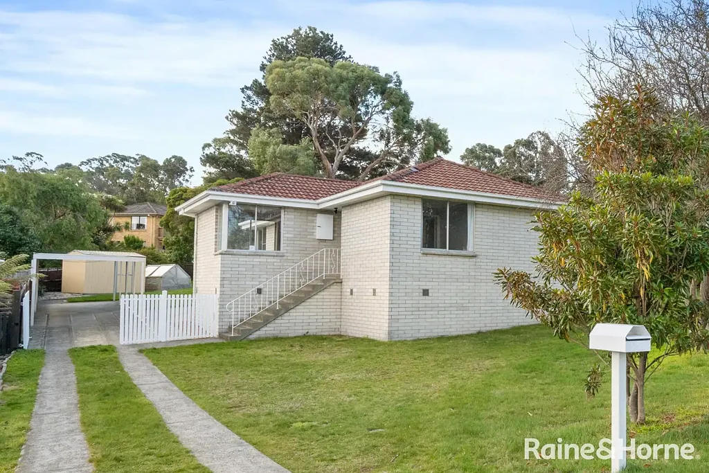 Kingston 3બેડરૂમ Wow, Fresh, Big Yard & Water View