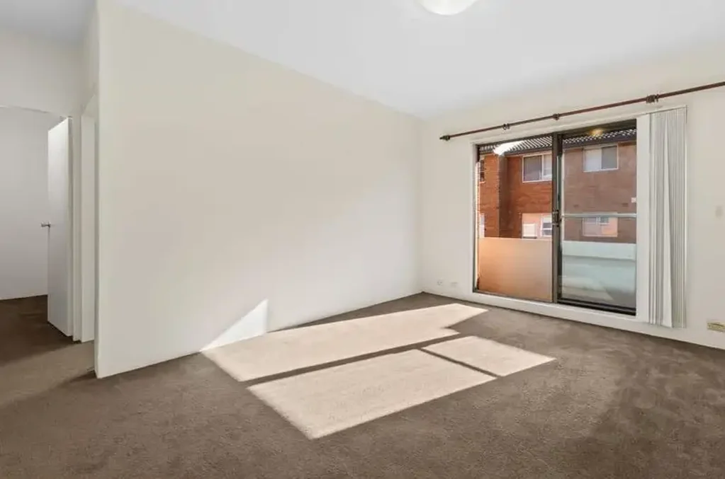 Charming 2-Bedroom Unit in the Heart of West Ryde
