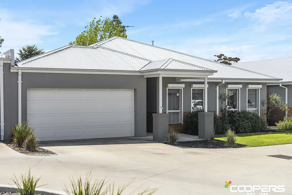 Romsey 3房  Stylish, Secure & Low-Maintenance Living in the Heart of Romsey