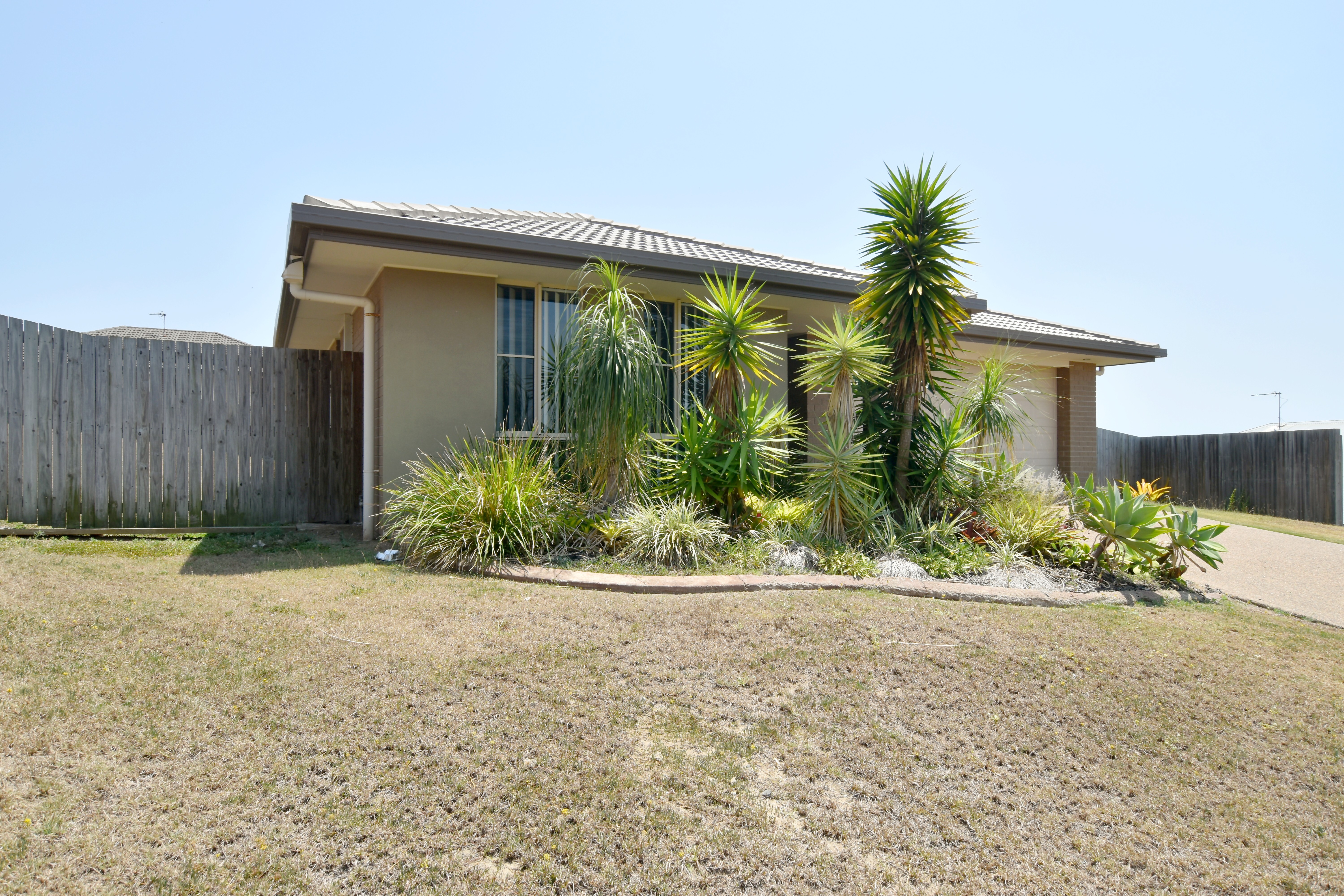 22 STURT CT, GLEN EDEN QLD 4680, 0 ห้องนอน, 0 ห้องน้ำ, House