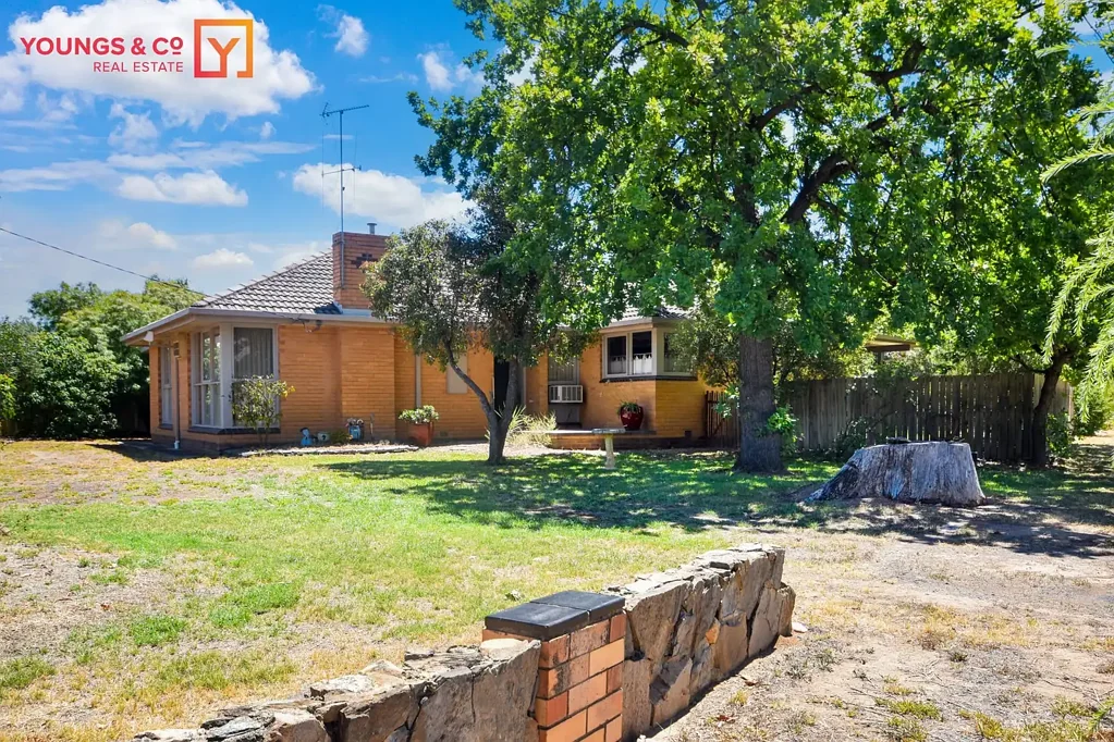 2 Inverness Ave, Kialla, VIC 3631