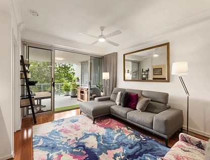 9/12 Belgrave Road, Indooroopilly, Brisbane Western Region, 2部屋, 2バスルーム, Apartment