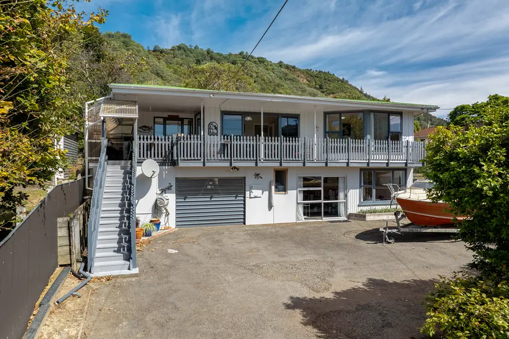 Picton 3ਬੈੱਡਰੂਮ Space and location – ready for new owners!