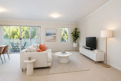 Kensington 2chambre Dual Aspect Apartment with Quite Leafy Outlook