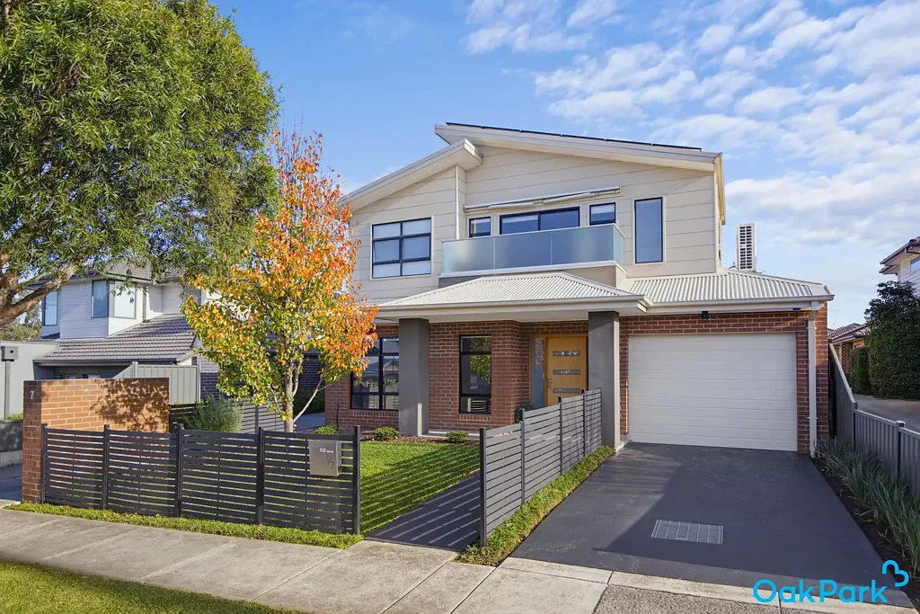 Oak Park 4 Slaapkamer 'Stylish Family Living in a Blue Chip Oak Park Location' - Private Sale By Negotiation