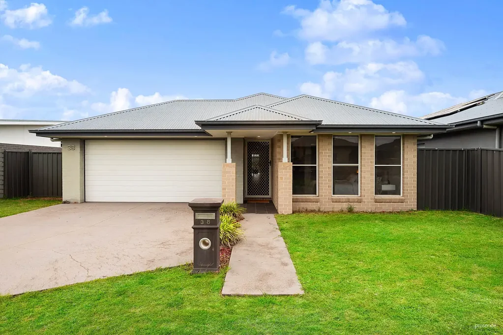 38 Norfolk Street, Fern Bay, NSW 2295