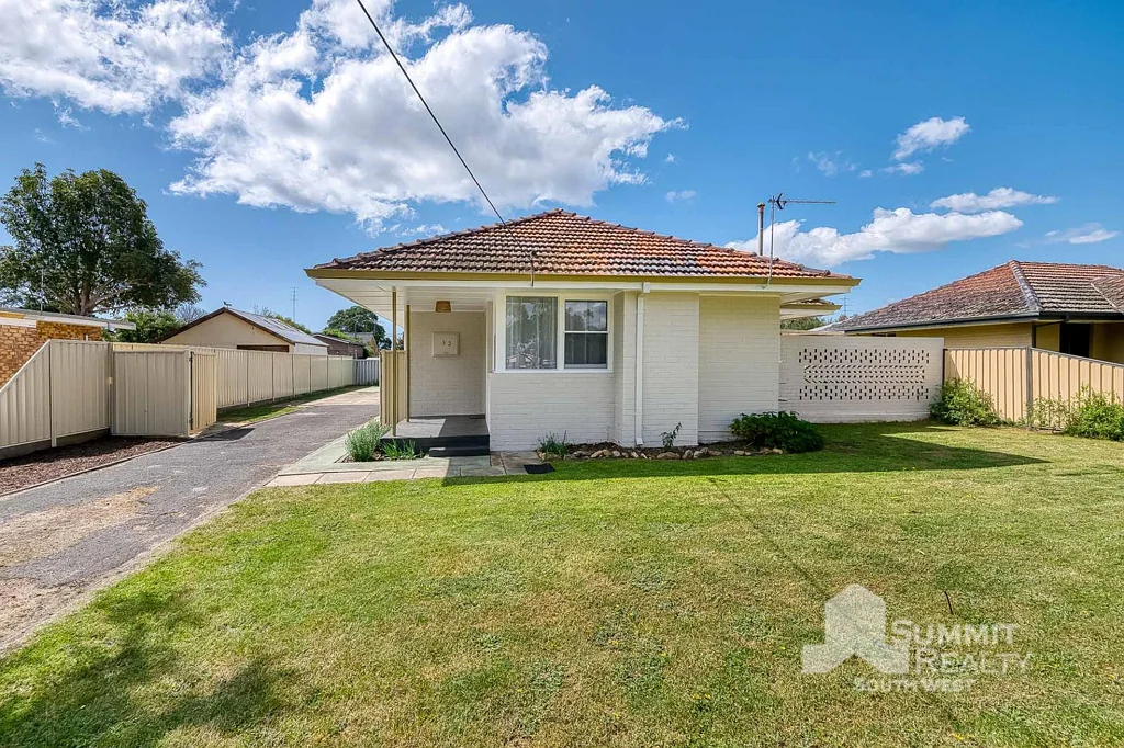 32 Hudson Road, Withers, WA 6230