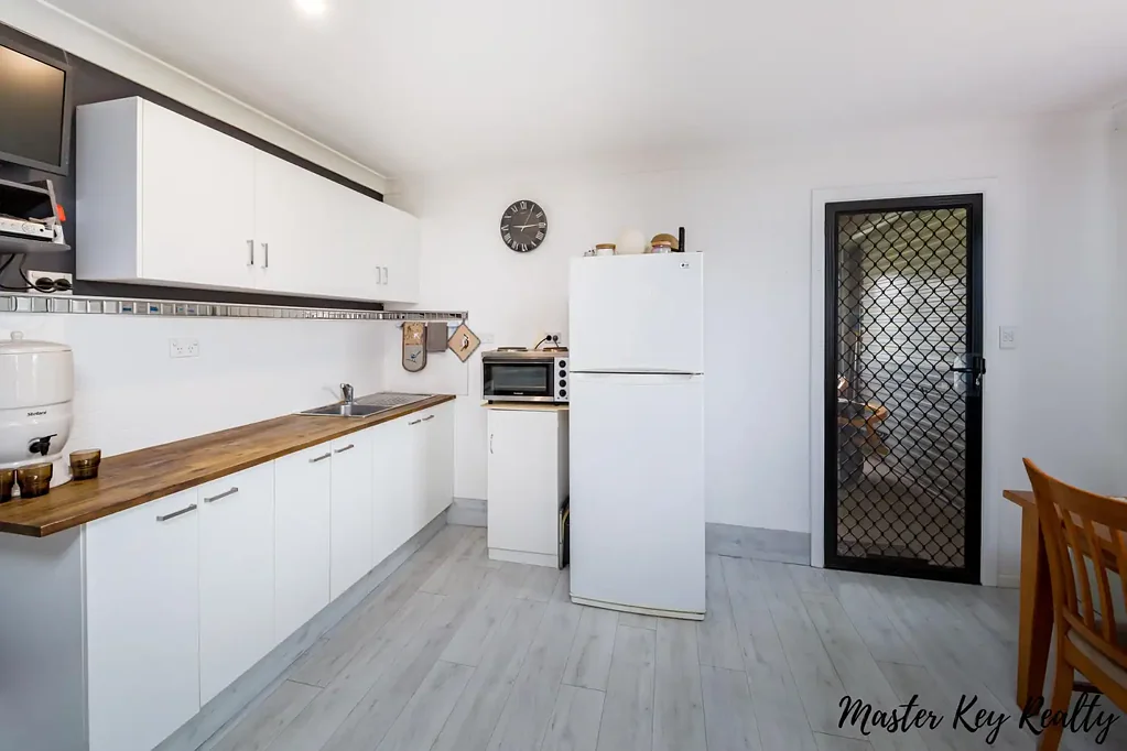 10 Ferris Road, Murgon, QLD 4605