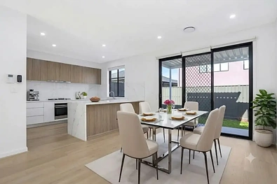 Address Withheld, Riverstone, NSW 2765, 4 Bedrooms, 2 Bathrooms, Townhouse