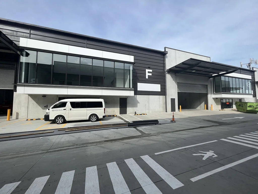 Wiri 996sqm Modern Industrial Complex