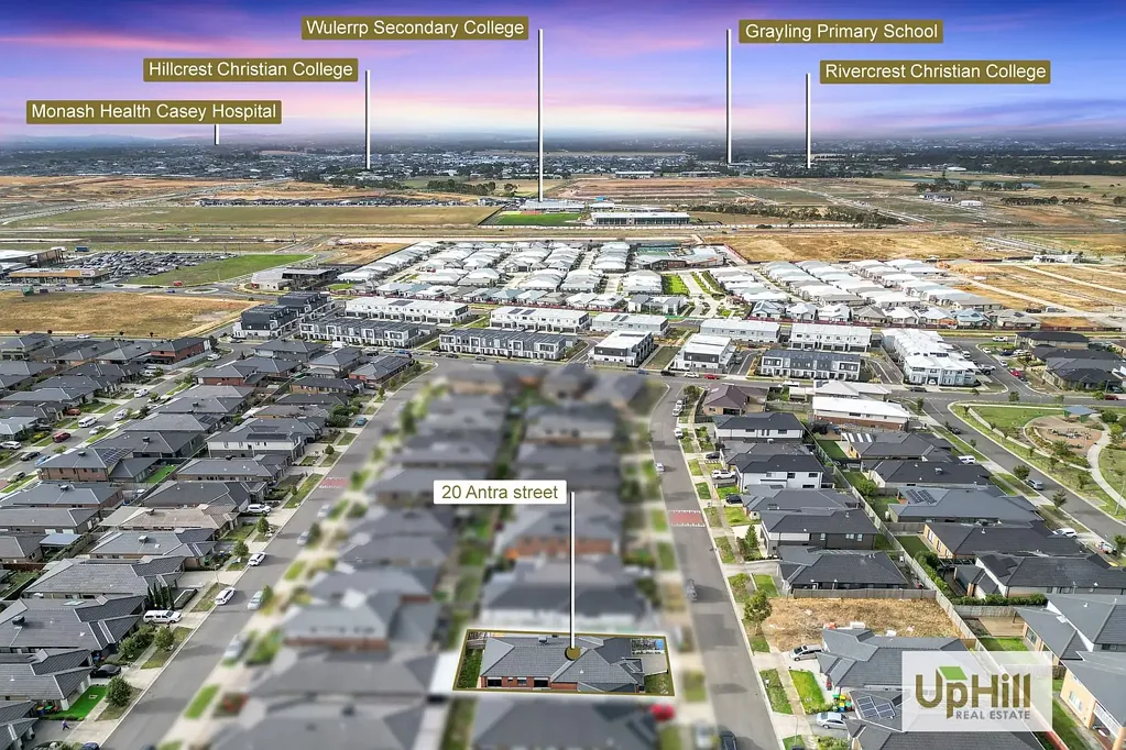 Clyde North 4房  Ample Amenities and Features on Antra