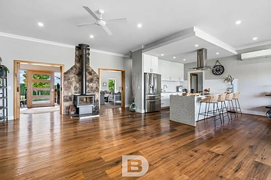 96 Embley Court, Romsey, VIC 3434, 5 habitaciones, 4 baños, House