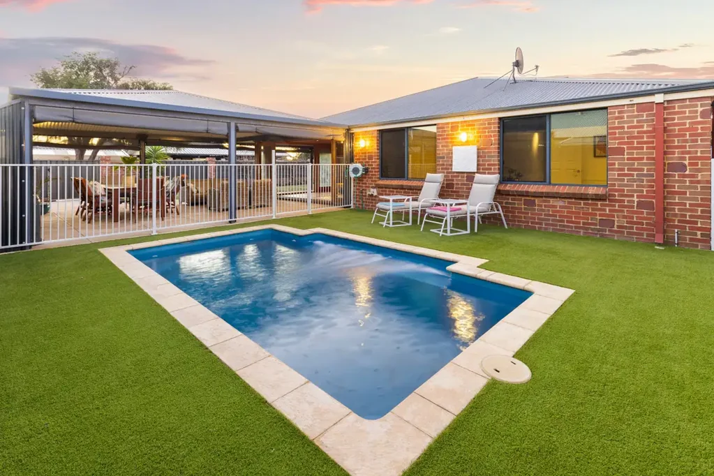 10 Taviano Vista, Secret Harbour, WA 6173