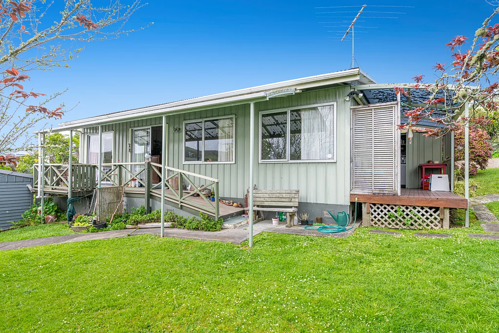 4 Miro Street, Helensville, Rodney, Auckland