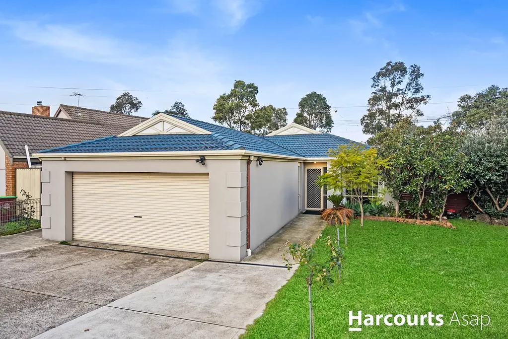 8 Raphael Street, Hallam, VIC 3803