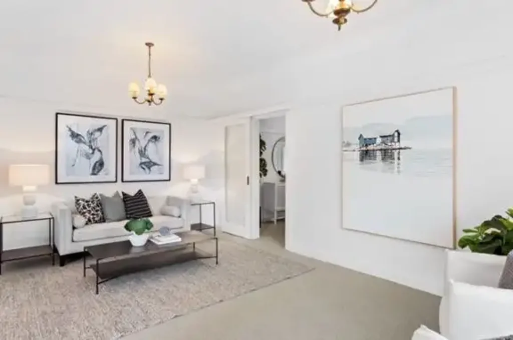 Spacious, 2 bed + study, light stylish apartment in small  block, close to Little Manly Beach