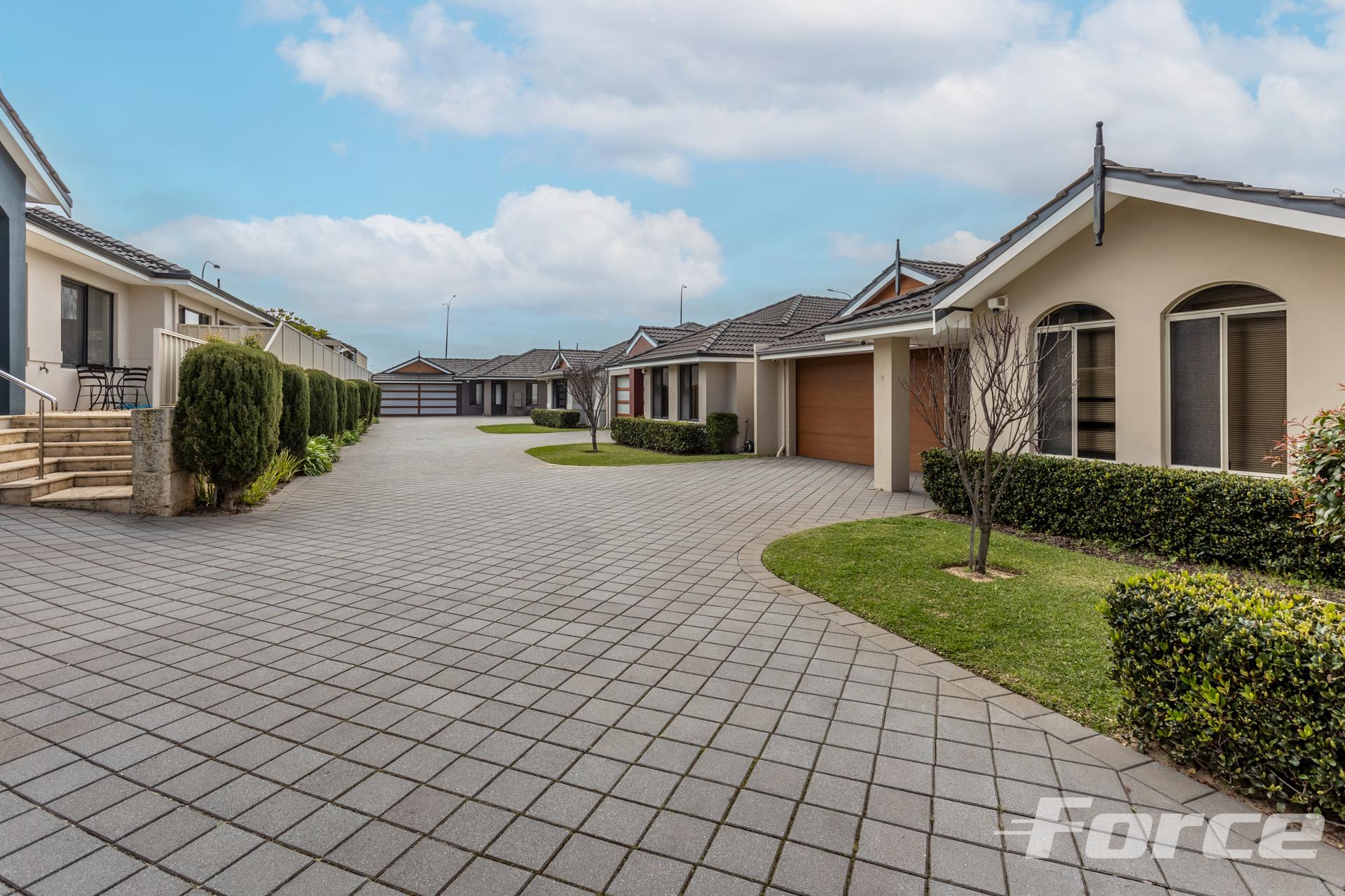 26C WORNER CR, KARRINYUP WA 6018, 0 Kuwarto, 0 Banyo, Unit