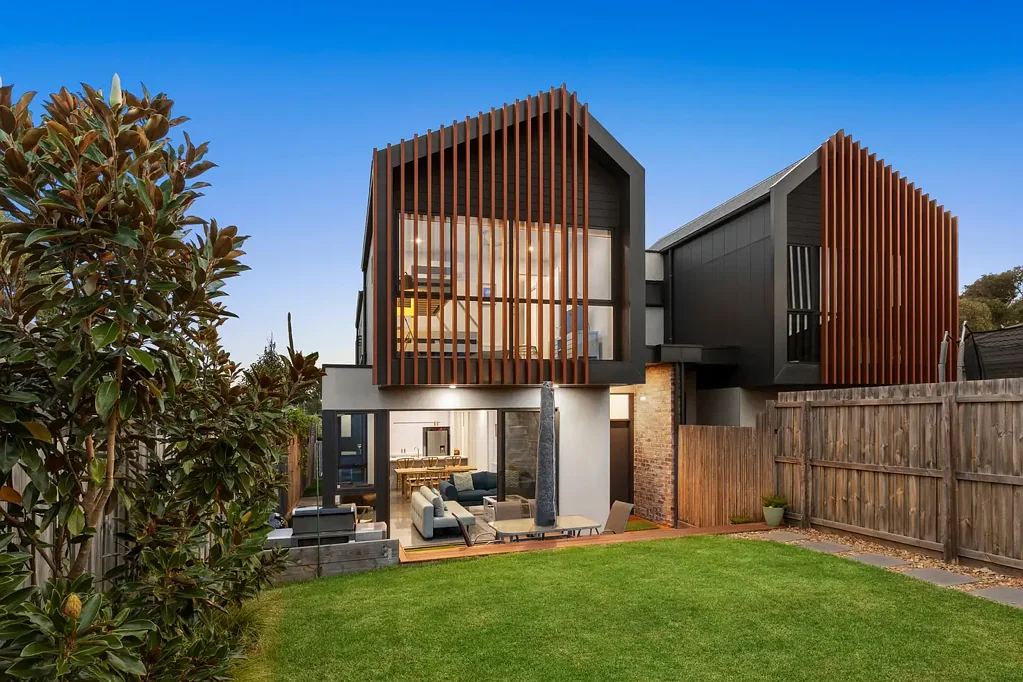 Ocean Grove 4ਬੈੱਡਰੂਮ Architecturally Designed Coastal Retreat in a Premium Old Grove Location