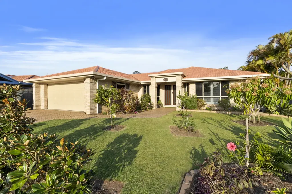 1 Ballymore Court, Banora Point, NSW 2486