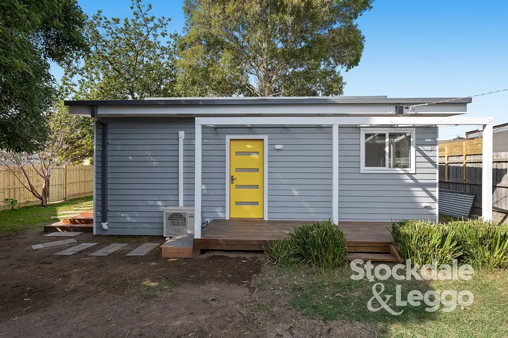 Bright, Modern Living with Secure Yard on a Corner Block