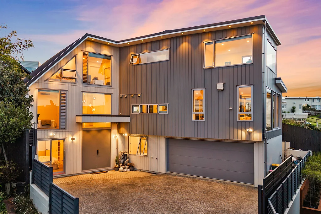 Orakei 5ਬੈੱਡਰੂਮ Sun and sea with impeccable design