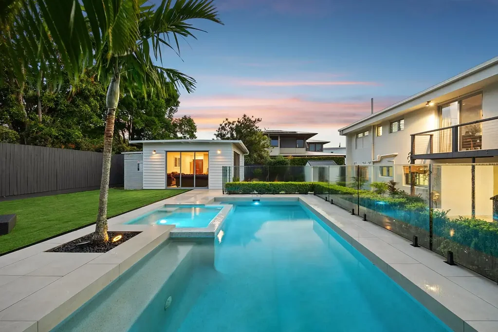 Buderim 4ห้องนอน Blue-Chip Modern Entertainer