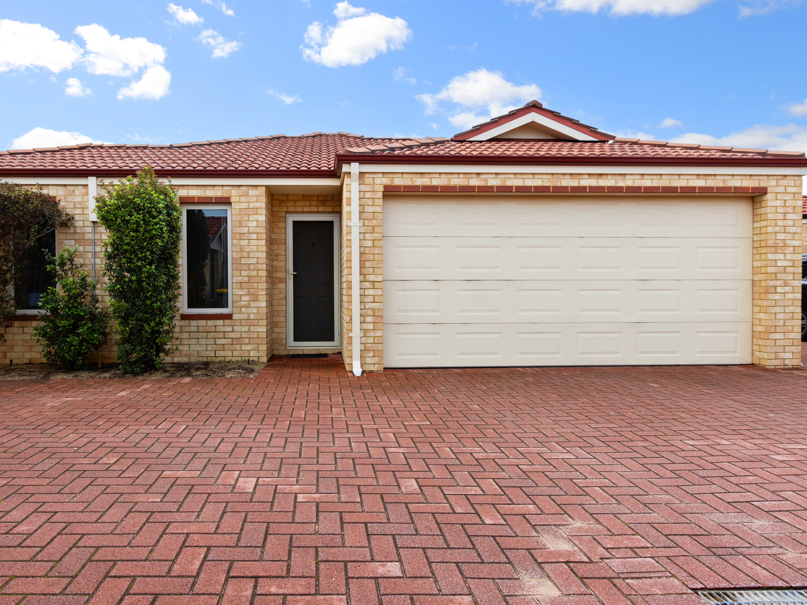 UNIT 8 35 NICHOLSON RD, CANNINGTON WA 6107, 0房, 0浴, House