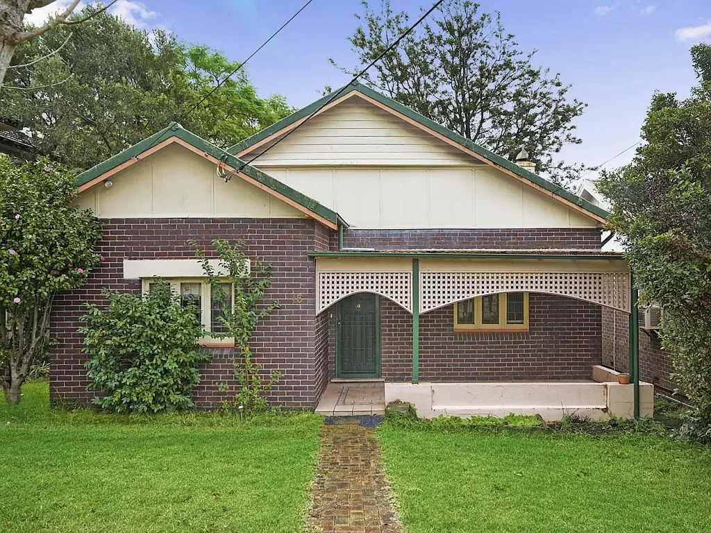 Charming Family Home in a Prime Eastwood Location